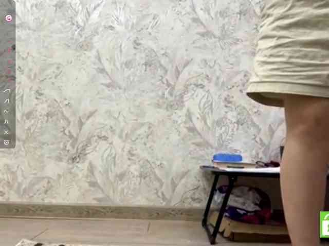 MagdalenaAlouf webcam