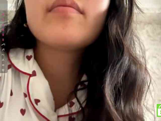 MagdalenaAlouf webcam