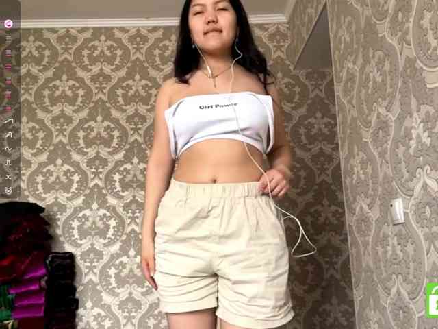 MagdalenaAlouf webcam