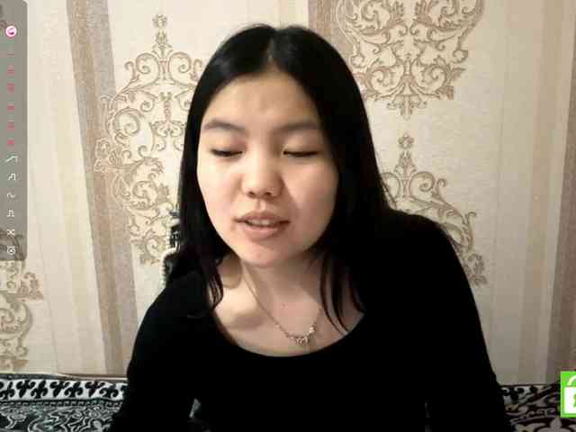 MagdalenaAlouf webcam