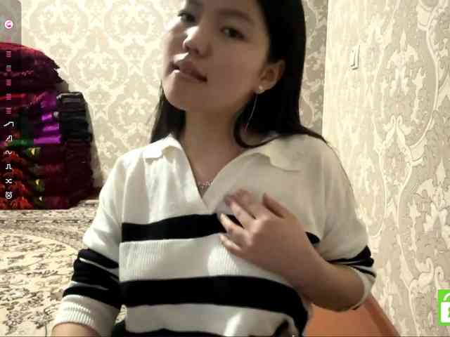 MagdalenaAlouf webcam