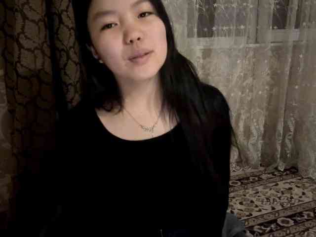 MagdalenaAlouf webcam