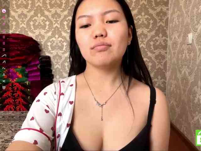 MagdalenaAlouf webcam