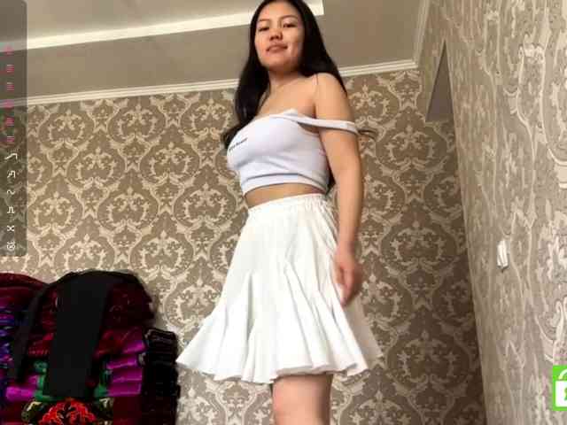 MagdalenaAlouf webcam