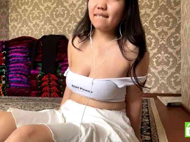 MagdalenaAlouf webcam