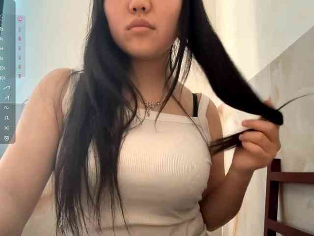 MagdalenaAlouf webcam