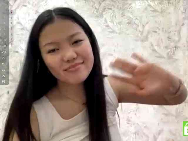 MagdalenaAlouf webcam