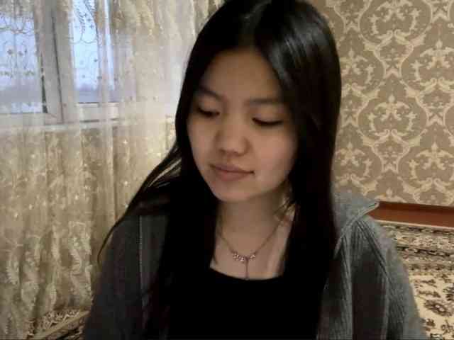 MagdalenaAlouf webcam