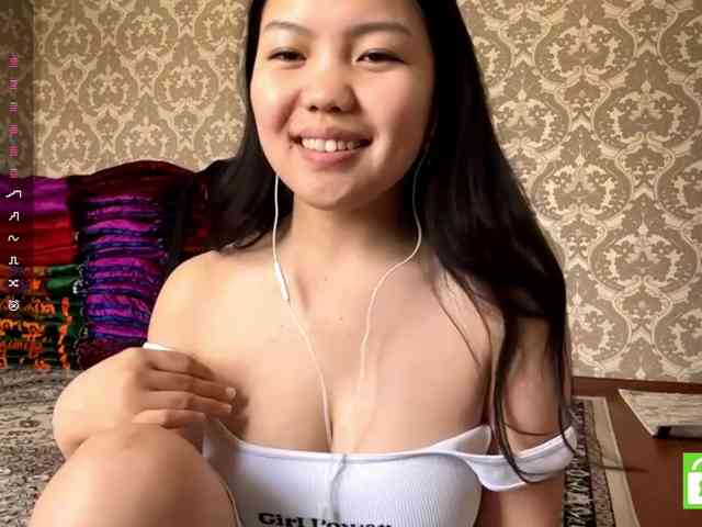 MagdalenaAlouf webcam