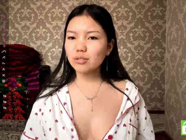 MagdalenaAlouf webcam