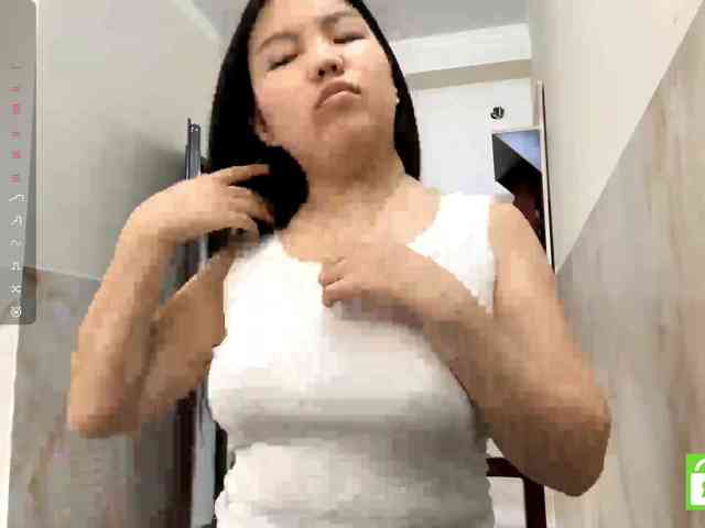 MagdalenaAlouf webcam