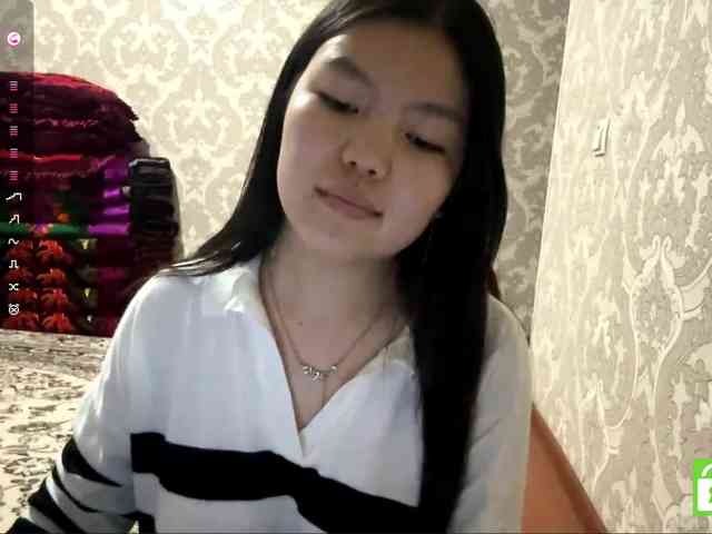 MagdalenaAlouf webcam