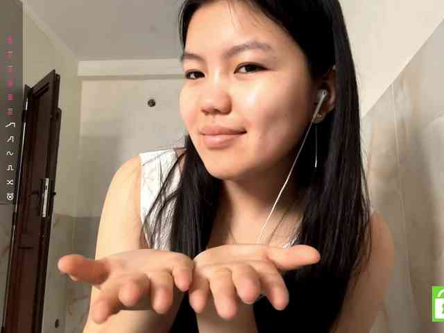 MagdalenaAlouf webcam