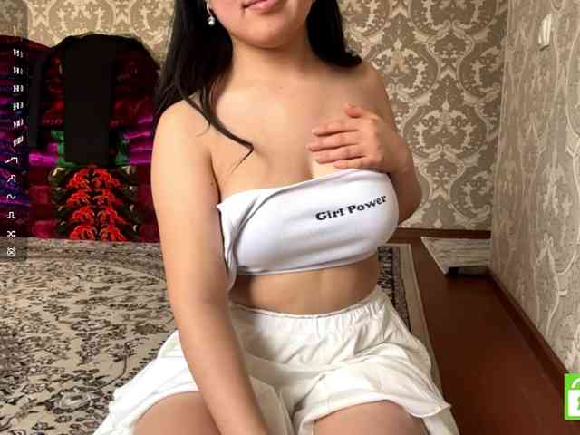 MagdalenaAlouf webcam