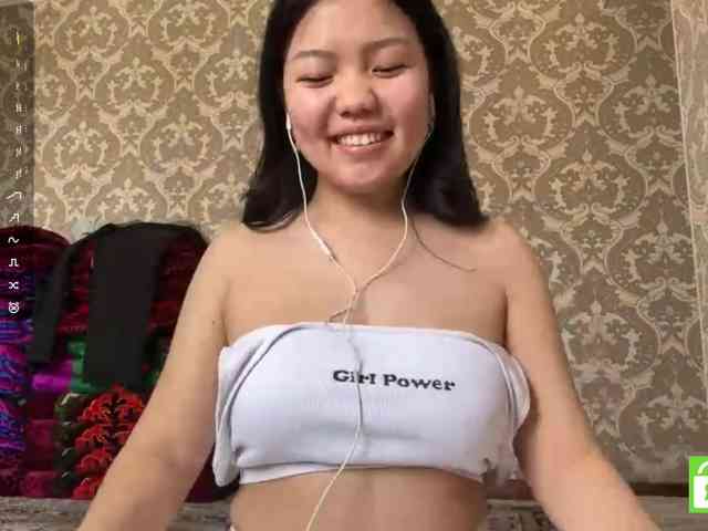 MagdalenaAlouf webcam