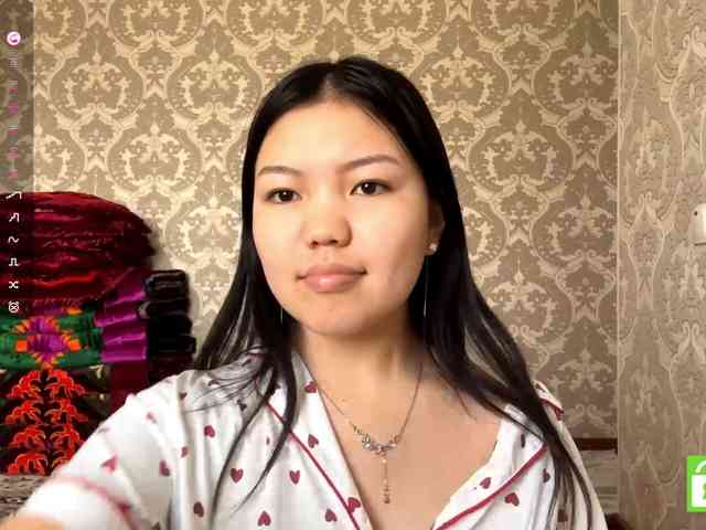 MagdalenaAlouf webcam