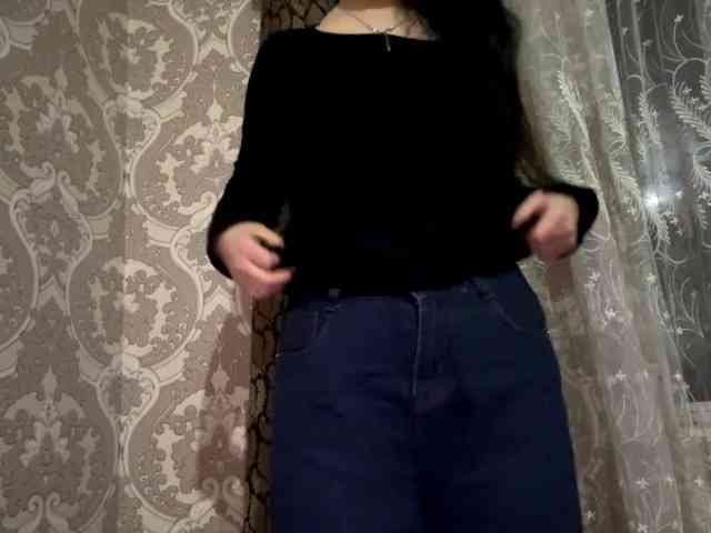 MagdalenaAlouf webcam