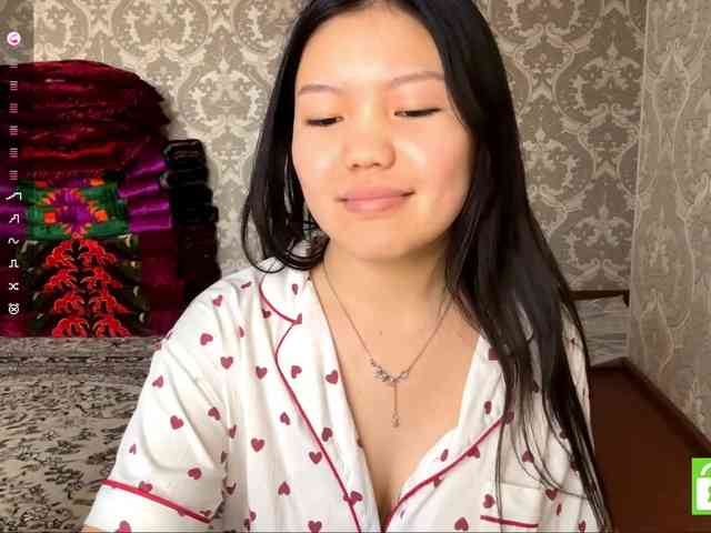 MagdalenaAlouf webcam