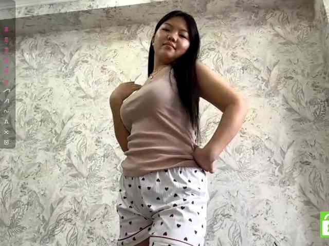 MagdalenaAlouf webcam