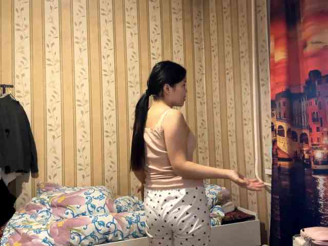 MagdalenaAlouf webcam