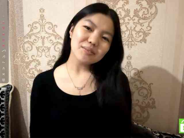 MagdalenaAlouf webcam