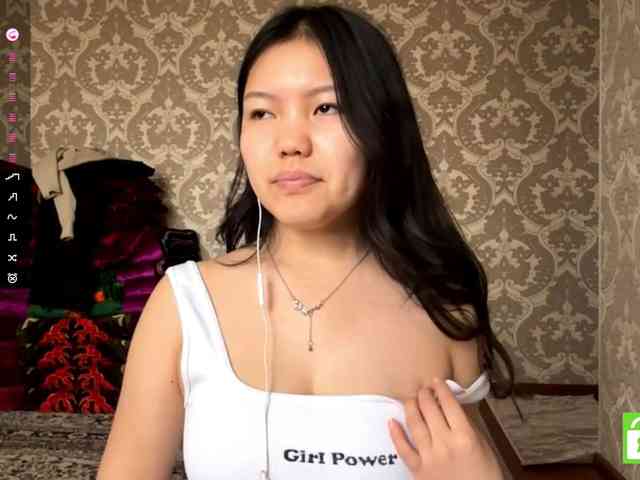 MagdalenaAlouf webcam