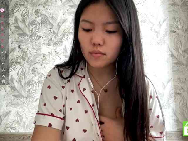 MagdalenaAlouf webcam