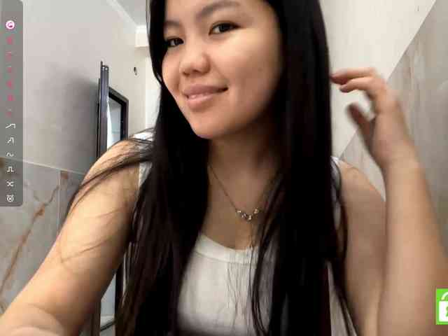 MagdalenaAlouf webcam