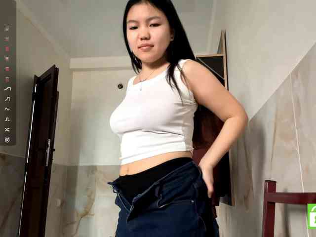 MagdalenaAlouf webcam