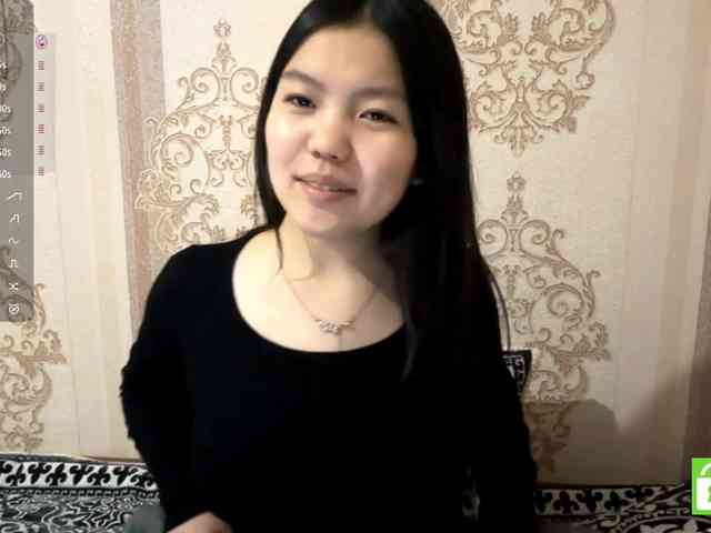 MagdalenaAlouf webcam