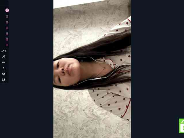 MagdalenaAlouf webcam