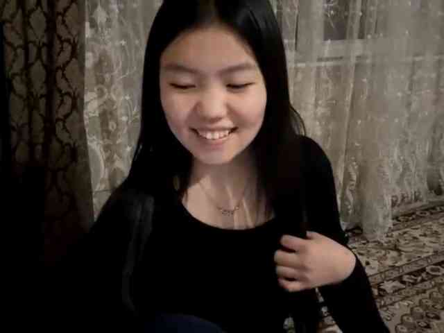 MagdalenaAlouf webcam