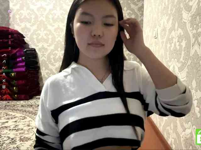 MagdalenaAlouf webcam