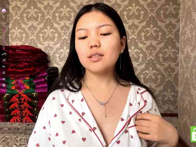 MagdalenaAlouf webcam