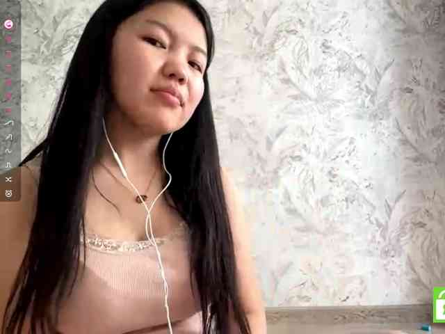 MagdalenaAlouf webcam