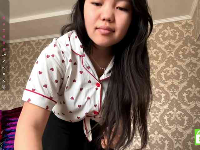 MagdalenaAlouf webcam