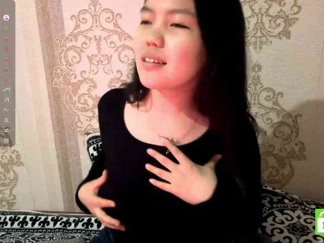 MagdalenaAlouf webcam