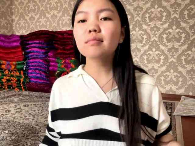 MagdalenaAlouf webcam