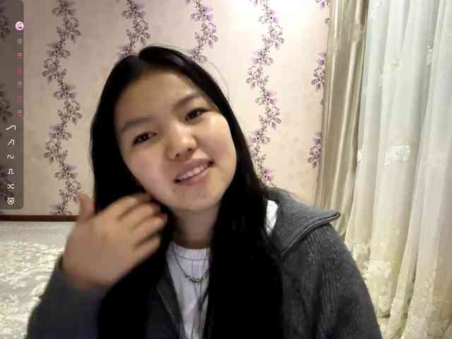 MagdalenaAlouf webcam