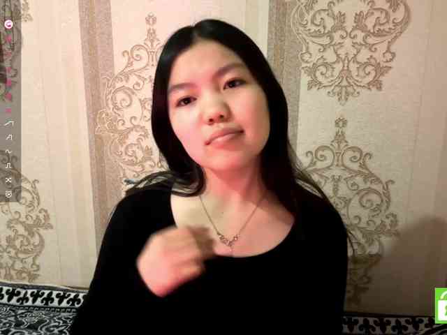 MagdalenaAlouf webcam