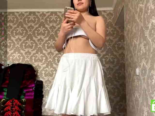 MagdalenaAlouf webcam