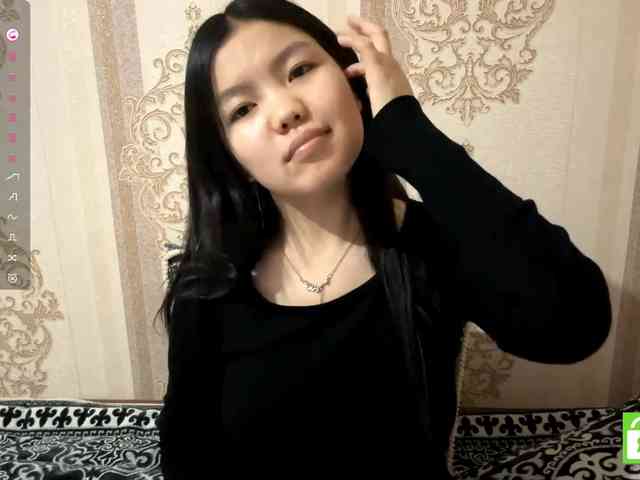 MagdalenaAlouf webcam