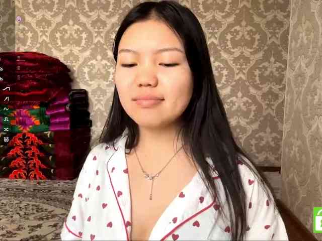 MagdalenaAlouf webcam