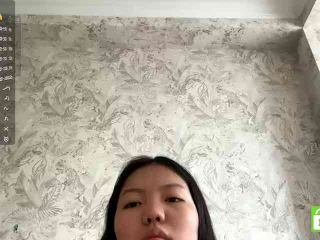 MagdalenaAlouf webcam