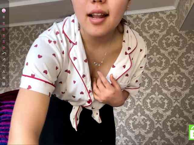 MagdalenaAlouf webcam