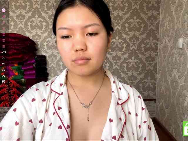 MagdalenaAlouf webcam