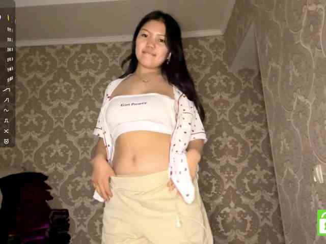 MagdalenaAlouf webcam