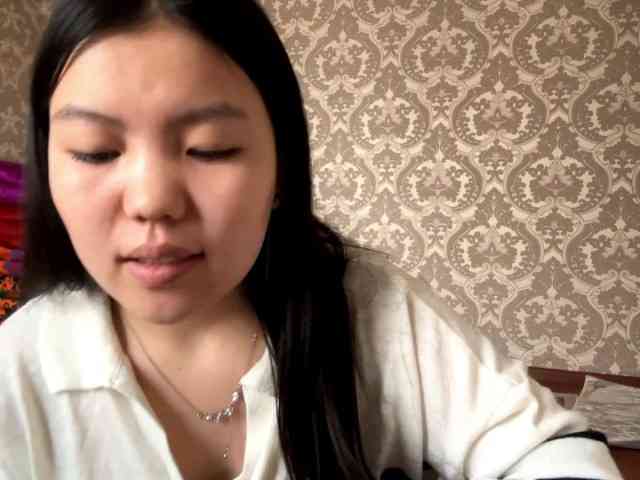 MagdalenaAlouf webcam