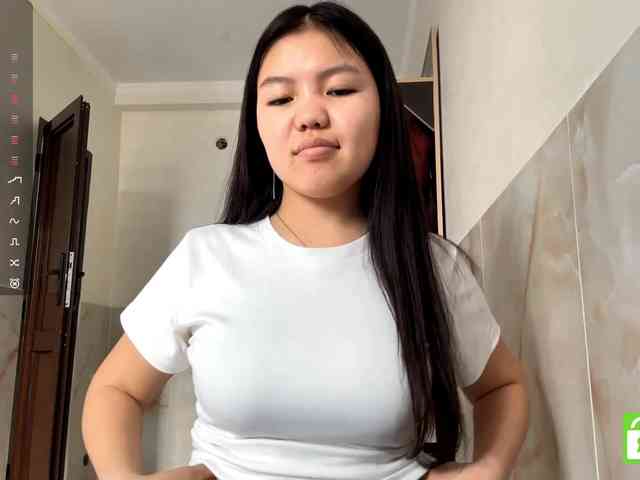 MagdalenaAlouf webcam