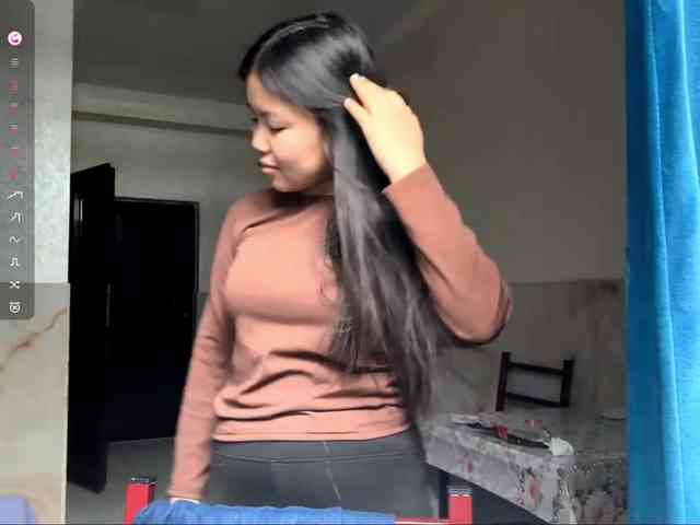 MagdalenaAlouf webcam